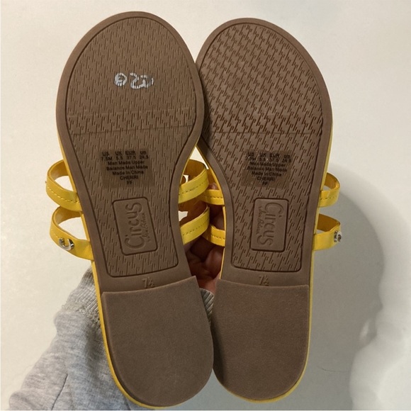 Circus by Sam Edelman Canyon Sandal - Picture 7 of 9